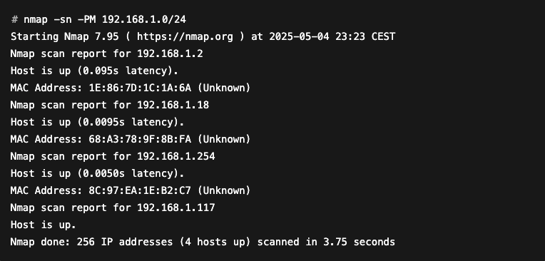 Capture d’écran montrant un outil Netdiscover en train de détecter tous les appareils connectés à un réseau domestique, avec leurs adresses IP, adresses MAC et noms de fabricants